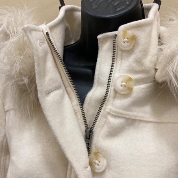 NWT Aeropostale Fur Trimmed Hooded Wool Jacket, size M, Ivory - Picture 2 of 12